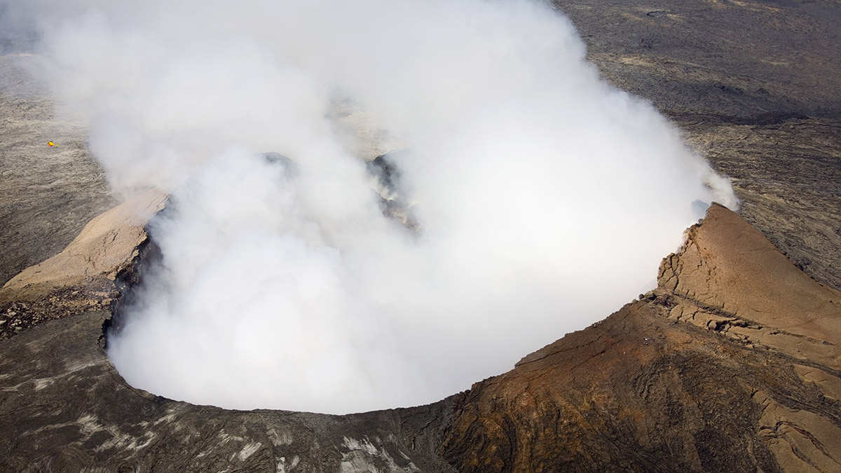 Nghiên cứu về Nhiệt độ và Hóa học của Magma Tại Yellowstone