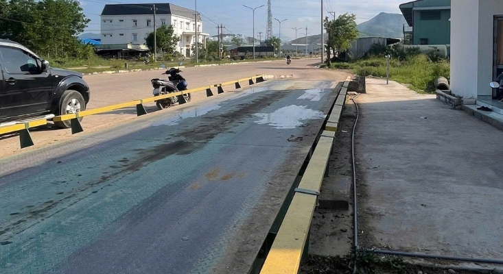 Kinh-doanh-mo-da